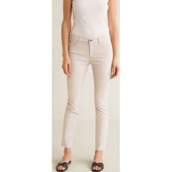 Mango - Jeansy Belle. Jeansy damskie Mango. W wyprzedaży za 79.90 zł.