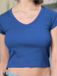 Koszulka basic w prążek - niebieski. Niebieskie t-shirty damskie Sinsay, l, bez wzorów, bez kołnierzyka. W wyprzedaży za 7.99 zł.