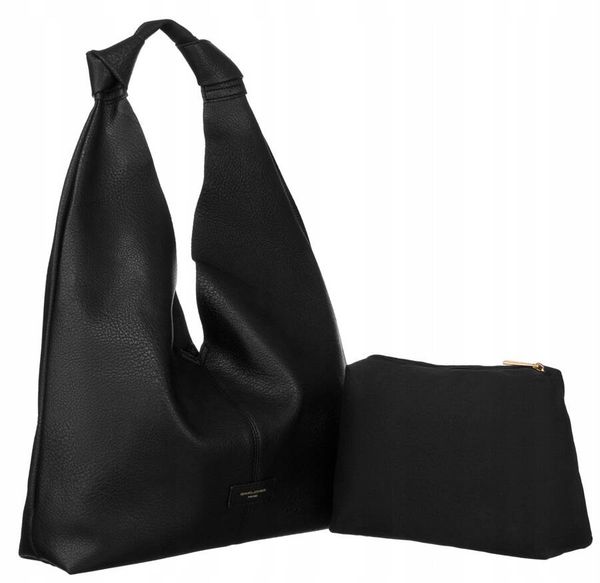 Worek czarny David Jones CM6602. Czarne torebki do ręki damskie David Jones, bez wzorów, ze skóry ekologicznej, bez dodatków. Za 169.99 zł.