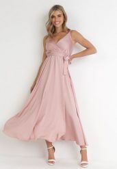 Jasnoróżowa Sukienka Maxi z Gumką w Pasie i Kopertowym Dekoltem Aloyse. Czerwone sukienki damskie Born2be, m, bez wzorów, eleganckie, bez kołnierzyka, bez ramiączek, maxi, kopertowe. Za 119.99 zł.