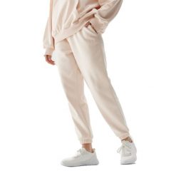 Spodnie Damskie 4F. Czerwone spodnie materiałowe damskie 4f, bez wzorów. Za 120.99 zł.