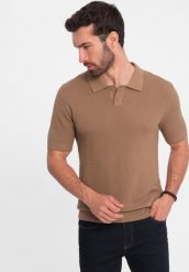 Ombre Koszulka męska polo ze strukturalnej dzianiny - jasnobrązowa V3 OM-POSS-0117 XL. Brązowe koszulki polo męskie Ombre, m, bez wzorów, z dzianiny, bez ramiączek. Za 69.99 zł.