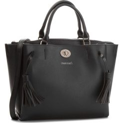 Torebka MONNARI - BAGB170-020 Black. Czarne torebki do ręki damskie Monnari, ze skóry ekologicznej. W wyprzedaży za 209.00 zł.