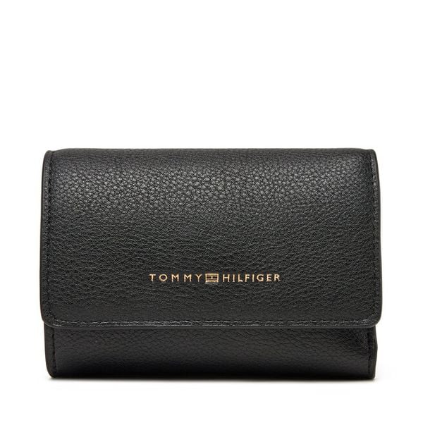 Portfel Tommy Hilfiger. Czarne portfele damskie Tommy Hilfiger, bez wzorów. Za 209.99 zł.