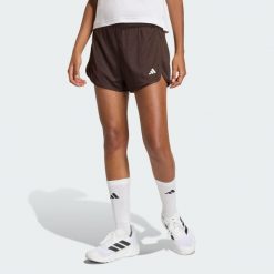 Szorty Pacer Essentials Knit High-Rise. Białe obuwie sportowe damskie Adidas, bez wzorów, z materiału, na fitness i siłownię. Za 129.00 zł.