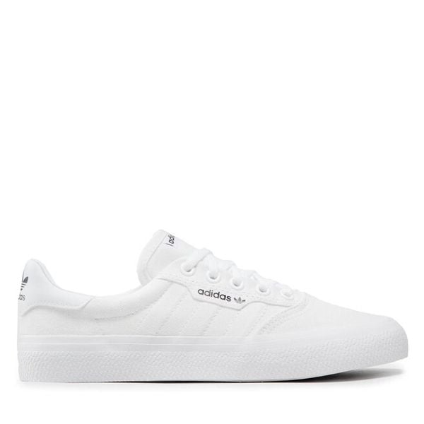 Tenisówki adidas. Białe trampki i tenisówki damskie Adidas, bez wzorów, bez zapięcia. Za 255.99 zł.