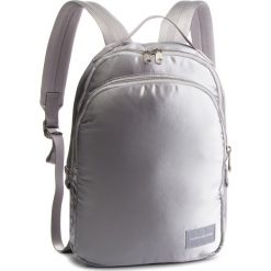 Plecak CALVIN KLEIN JEANS - Satin Sleek Cp 35 K40K400824 910. Plecaki damskie marki Calvin Klein Jeans. Za 599.00 zł.