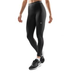 Damskie legginsy do biegania Fitness Siroko Fighter. Czarne legginsy damskie SIROKO, bez wzorów, z materiału. W wyprzedaży za 106.00 zł.
