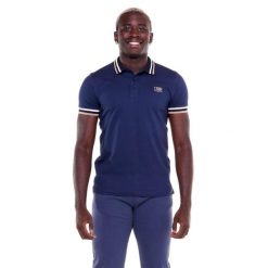 Koszulka polo z bawełna na co dzień na siłownię. Niebieskie koszulki polo męskie LEONE 1947 APPAREL, m, bez wzorów, z bawełny, bez kołnierzyka, bez ramiączek, na fitness i siłownię. Za 136.83 zł.