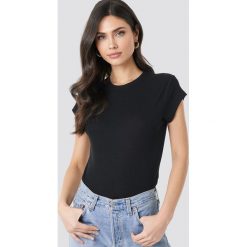 NA-KD Basic Light Rib T-shirt - Black. T-shirty damskie marki NA-KD Basic. Za 60.95 zł.