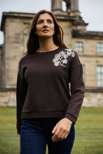 Bluza ozdobiona koralikami brązowa. Brązowe bluzy damskie MOODO, l, bez wzorów, z bawełny, bez kaptura. Za 139.99 zł.