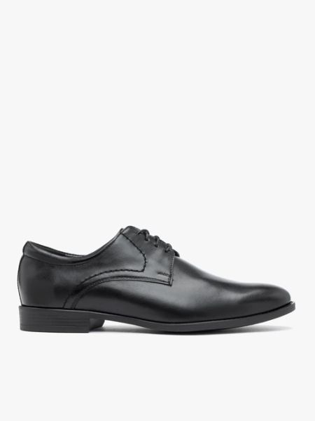 Czarne skórzane półbuty wizytowe. Czarne eleganckie półbuty Ryłko, ze skóry, eleganckie, bez zapięcia. Za 399.99 zł.