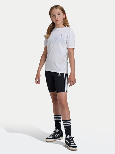 Adidas Szorty sportowe adicolor IY7483 Czarny Slim Fit. Czarne spodenki dla dziewczynek Adidas, bez wzorów, z bawełny, sportowe. Za 79.99 zł.