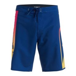 Spodenki boardshort dla Mężczyzn SURFSILK HOLMES 20" Niebieski. Niebieskie szorty męskie Quiksilver, m, bez wzorów, z elastanu. Za 319.99 zł.