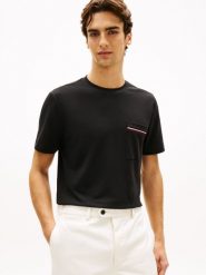 Tommy Hilfiger Koszulka Mężczyźni Bawełna czarny, M. Czarne koszulki sportowe męskie Tommy Hilfiger, m, bez wzorów, z bawełny, bez kołnierzyka, bez ramiączek. Za 169.95 zł.