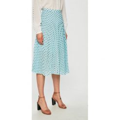 Glamorous - Spódnica. Niebieskie spódnice damskie Glamorous, s, bez wzorów, z poliesteru, z podwyższonym stanem, midi, plisowane. Za 159.90 zł.