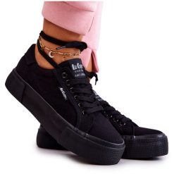 Tenisówki Na Platformie Lee Cooper LCW-22-31-0885L Czarne. Czarne trampki i tenisówki damskie bez wzorów, z materiału, klasyczne, bez zapięcia. Za 197.76 zł.