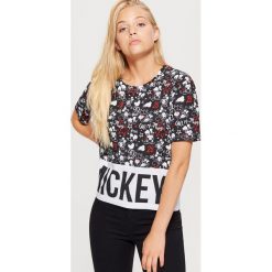 Koszulka MICKEY MOUSE - Biały. T-shirty damskie marki Cropp. W wyprzedaży za 29.99 zł.
