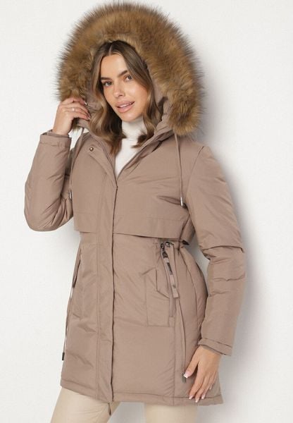 Ciemnobeżowa Casualowa Kurtka Parka z Kapturem z Futerkiem Nallorea. Brązowe kurtki damskie Born2be, l, bez wzorów, z dzianiny, z kapturem. Za 289.99 zł.