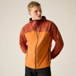 Męska kurtka typu softshell Endurance wodoodporna. Niebieskie kurtki męskie Dare 2b, m, bez wzorów, z materiału, bez kaptura. Za 239.99 zł.