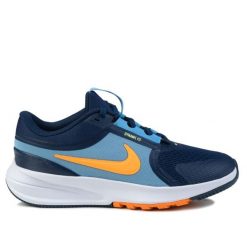 Buty damskie sportowe do biegania Nike STAR RUNNER 5. Białe obuwie sportowe damskie Nike, bez wzorów, z materiału, do biegania. Za 219.00 zł.