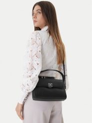 Calvin Klein Torebka Emblem Hw Pebble Shoulder Bag 25 LV04F3425G Czarny. Czarne torebki do ręki damskie Calvin Klein, bez wzorów, ze skóry, bez dodatków. Za 569.99 zł.