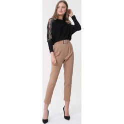 Czarny Sweter Octavia. Czarne swetry damskie Born2be, l, bez wzorów, eleganckie, bez kołnierzyka, bez ramiączek, długie, bez kaptura. Za 89.99 zł.