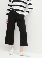 Spodnie culotte z czystej bawełny organicznej. Czarne spodnie materiałowe damskie bonprix, bez wzorów, z bawełny. Za 79.99 zł.