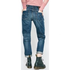 G-Star Raw - Jeansy Midge Saddle. Jeansy damskie marki G-Star Raw. W wyprzedaży za 459.90 zł.