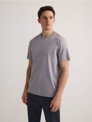 T-shirt regular z merceryzowanej bawełny - jasnoszary. Szare t-shirty męskie Reserved, l, bez wzorów, z bawełny, bez kołnierzyka. W wyprzedaży za 79.99 zł.