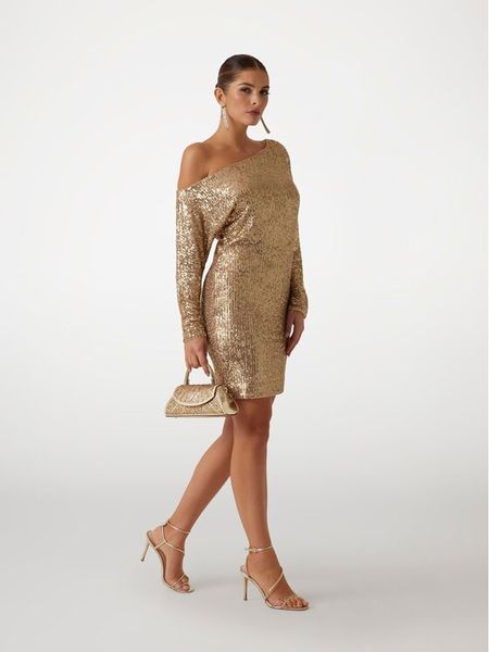 Marciano Guess Sukienka koktajlowa 5RGK69 6166A Złoty Bodycon Fit. Żółte sukienki damskie Marciano Guess, z aplikacjami, z syntetyku, wizytowe, bez kołnierzyka, bez ramiączek, bodycon. Za 669.99 zł.