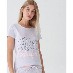 Piżamowa koszulka z kotami - Jasny szar. Piżamy damskie marki House. W wyprzedaży za 15.99 zł.