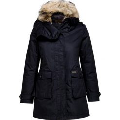Parka WOOLRICH SCARLETT ESKIMO. Czarne kurtki damskie Woolrich, bez wzorów, bez kaptura. W wyprzedaży za 2,835.00 zł.