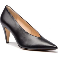 Półbuty HÖGL - 6-117700 Black 0100. Czarne półbuty damskie HÖGL, ze skóry. Za 599.00 zł.