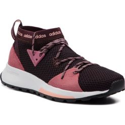 Buty adidas - Quesa BB7343 Ngtred/Tramar/Cleora. Czerwone obuwie sportowe damskie Adidas, z materiału. W wyprzedaży za 239.00 zł.