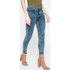 Lee - Jeansy Jodee. Jeansy damskie marki Lee. W wyprzedaży za 249.90 zł.