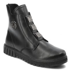 Czarne Botki Filippo Modne Obuwie Damskie. Czarne botki damskie Filippo, na wiosnę, ze skóry, eleganckie, bez obcasa, bez zapięcia. Za 199.00 zł.