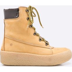 Sixtyseven - Botki Ebuck Amarillo. Żółte botki damskie Sixtyseven, z gumy, z okrągłym noskiem, bez obcasa, na obcasie. W wyprzedaży za 269.90 zł.