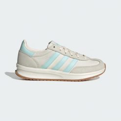 Buty RUN 70s 2.0. Białe obuwie sportowe damskie Adidas, trekkingowe. W wyprzedaży za 239.20 zł.