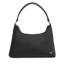 Torebka Calvin Klein Jeans. Czarne torebki do ręki damskie Calvin Klein Jeans, bez wzorów, z jeansu, klasyczne, bez dodatków. Za 259.99 zł.