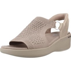Sandały SKECHERS 188001S Nago. Szare sandały damskie Skechers, bez wzorów, z tkaniny, bez obcasa, bez zapięcia. Za 300.99 zł.