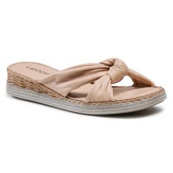 Klapki Lasocki. Brązowe klapki damskie Lasocki, bez wzorów, bez obcasa. Za 159.99 zł.