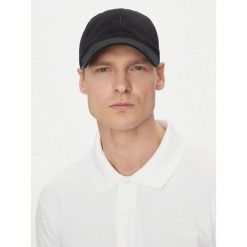 Czapka z daszkiem Calvin Klein. Czarne czapki i kapelusze męskie Calvin Klein, bez wzorów. Za 129.99 zł.
