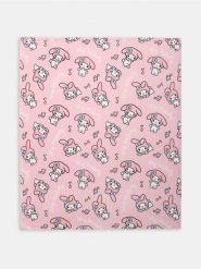 Koc My Melody - różowy. Czerwone kocyki dla dzieci Sinsay. Za 35.99 zł.