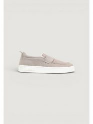 Armani Exchange Loafersy XM002632 AF19687 Z1030 Beżowy. Brązowe półbuty na co dzień męskie Armani Exchange, ze skóry, bez zapięcia. Za 799.99 zł.