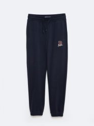 Spodnie chłopięce dresowe granatowe Letterp 403. Niebieskie spodnie sportowe dla chłopców Big Star, bez wzorów, z dresówki, eleganckie. W wyprzedaży za 99.99 zł.