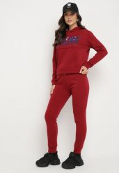 Bordowy Ocieplany Komplet Dresowy z Bawełny Joggery i Bluza z Kapturem i Nadrukiem Filola. Czerwone bluzy damskie Born2be, m, z aplikacjami, z bawełny, z kapturem. Za 89.99 zł.