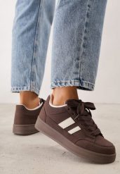 Brązowe Sneakersy Basic z Paskami na Boku Adila. Brązowe obuwie sportowe damskie Renee, bez wzorów, z jeansu. Za 99.99 zł.