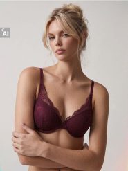 Biustonosz push-up z kwiatową koronką - bordowy. Czerwone biustonosze Sinsay, bez wzorów, z koronki. Za 25.99 zł.