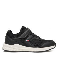 Sneakersy Tommy Hilfiger. Czarne trampki i tenisówki chłopięce Tommy Hilfiger, bez wzorów, bez zapięcia. Za 299.99 zł.